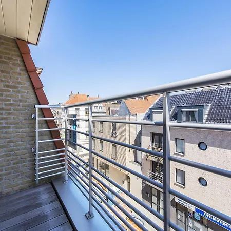 Seaside Comfort In Center, Cleaning Included Apartment *