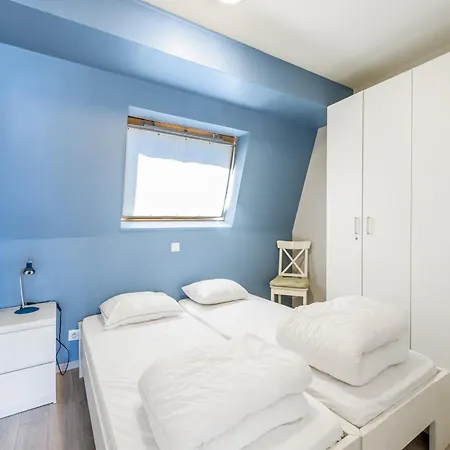Seaside Comfort In Center, Cleaning Included Apartment Blankenberge
