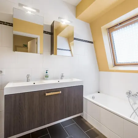 Apartment Seaside Comfort In Center, Cleaning Included Blankenberge