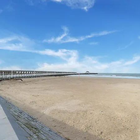 Seaside Comfort In Center, Cleaning Included Blankenberge